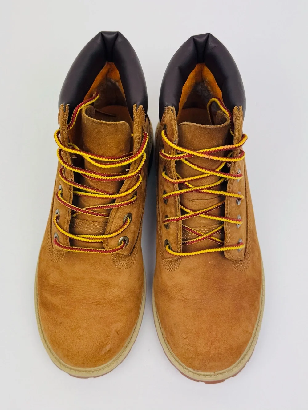 Timberland Kid's Waterproof Boots. Non marking sole. Nubuck leather. Size 2.5.